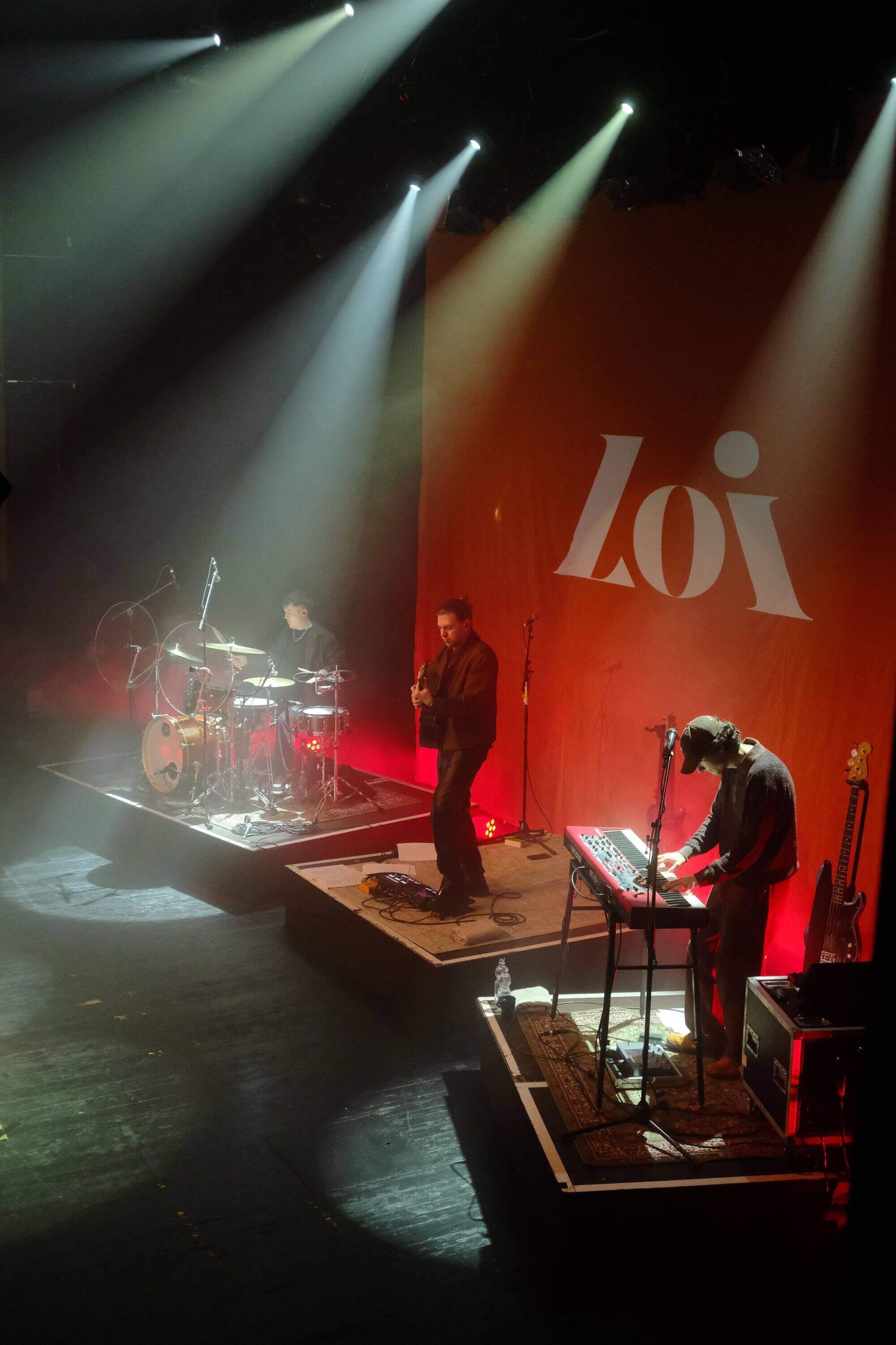 Backdrop für die Künstlerin Loi